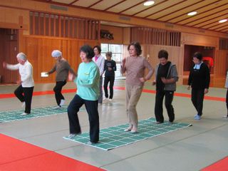 101348_04.jpg 101348_04.jpg